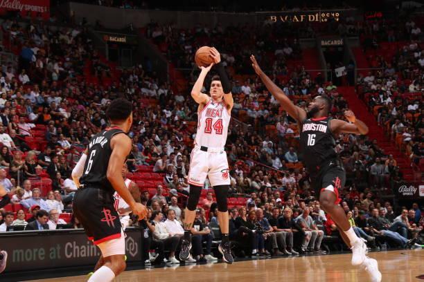 新疆85-81战胜北控，来看赛后刘炜、伊福、格兰和朱松玮说了啥？.